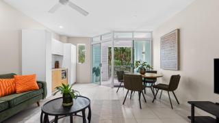 Palmside With Shared Pool, Parking & Esplanade Walk - 5