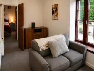 Charming 1 BDR in Montrose Sleeps 2 Free Parking - 9