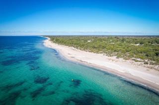Casa Lagoona - Coastal Retreat by the Beach - 5
