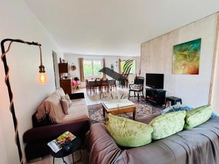 ChaviD 17 - Spacieuse maison avec jardin - 0