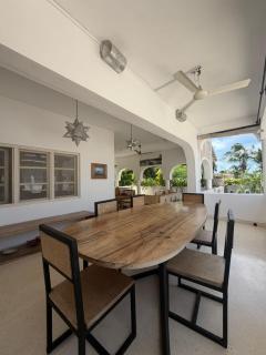 3 bedroom beachfront villa - 8