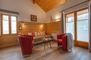 Mountain Lodge in Alps-chez Philippe, Panoramic-Village, Renting, view over Glaciers - 3