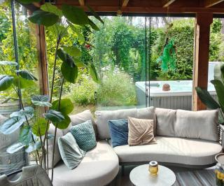 Ecolodge Wellness Tilburg- jacuzzi- privé sauna en zwembad - 7