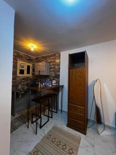 Cozy & Stylish Studio - fits up 3 persons - Mocha - 0