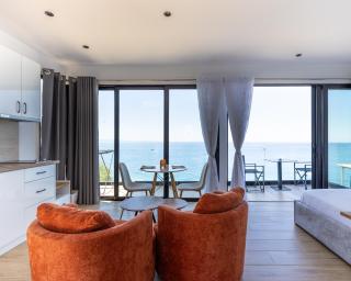 Oceanfront Oasis - 4