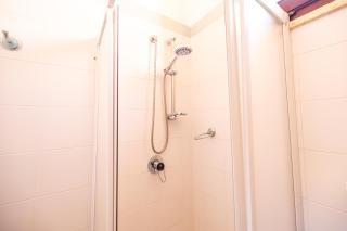 DURING HOME - Beach Apartment with Patio & Free Parking - 4