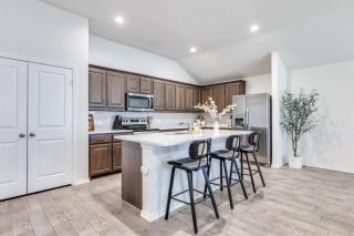 Cozy Retreat at 207 High Point Way in Justin, TX - 8