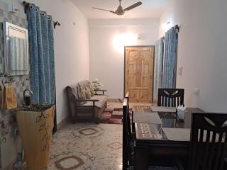3BHK Stay in Siliguri Free Parking 6 Guests - 2
