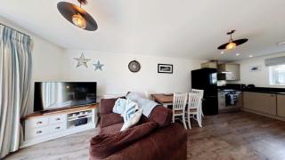 The Sandpiper - Part of the The Bay Filey Holiday Village with pool, gym and direct beach access, pub, restaurant, tennis and meadows walks - 6