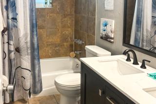Dog-Friendly Home w/ Yard ~ 6 Miles to the Beach! - 9