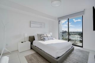 Modern 2BR Residence with Open Views & Balcony - 6