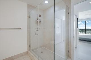 Modern 2BR Residence with Open Views & Balcony - 5