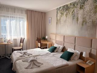 Great Polonia Silesian Economy Hotel - 5