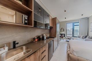 330 Menlyn Maine Residence Luxury Apartments - 1