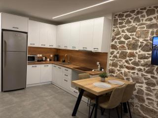 Amara Centro Luxury Apartments - 9