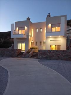 Almira Suites by the sea 3 - 2
