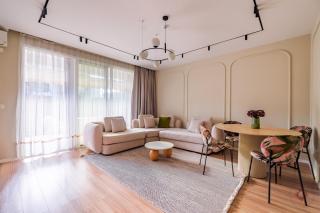 Luxury 1BR Apartment, Private Garden, San Pietro - 5