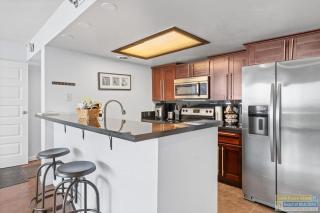 Beachfront 2BR 11th Floor Views Saida Royale SPI - 1