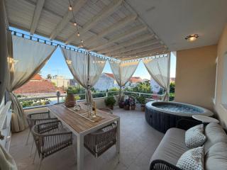 Niki Terrace & Jacuzzi Retreat - 0