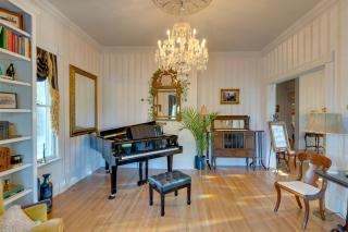 Walk to The Square! Historic Lawrenceburg Home - 3