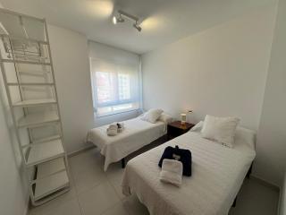 Beachfront apartment with a pool - 3
