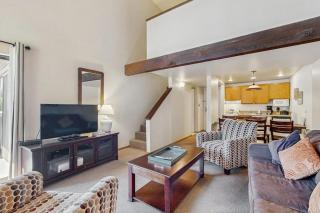 Delight in a plethora of luxe amenities at this Lakeland Village home - 3