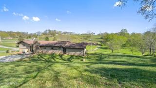 Fox Willow East Tennessee Country Retreat great for Small Wedding, Holiday & Graduations, Pet, Lake Norris, Hiking, Firepit - 8