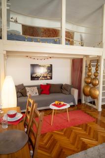 Gallery flat in Party district - 0