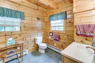 Hike, Explore & Unwind: Rustic Maine Getaway - 1