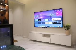 N38 One bedroomand livingroom Hittin neighborhood - 5