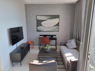 Apartment 1306, The Median - 3