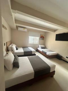Hotel Villa Real 70 Laureles - 1