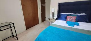 Near YVR&Metro 2nd Floor Seperate Entrance 4Bedrooms&2Bathrooms Cozy Home - 1
