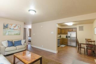 Updated 2-bedroom condo in the heart of Logan - Logan - 2