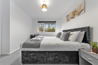 4 Bed House Close To Gatwick Free Parking - 3