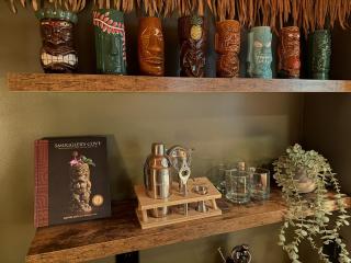 Coconut Chalet - Hot Tub, Tiki Lounge, Skiing - 6