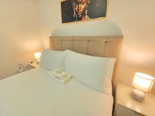 Galani Homes Comfort 2-Bed Suite - 9