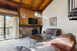 Beautiful Condo with private beach access shared pools & hot tubs - 0