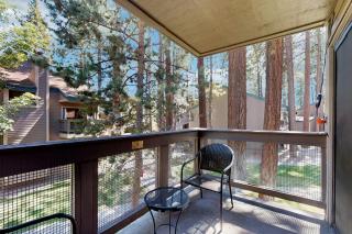 Condo with pool hot tub & lake access - 7