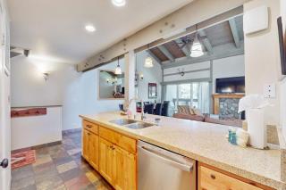 Lakeside condo w free WiFi & a gas fireplace plus a shared pool & hot tub - 6