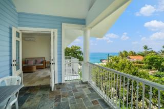 Beachfront 1BR Condo by Alicia Beach - 1