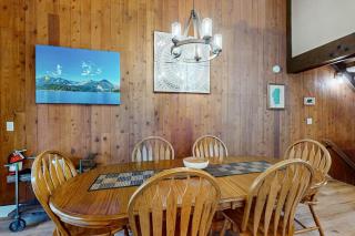 Escape to the lake for luxury amenities near Ski Run Marina & Heavenly - 4