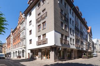 Old Town 75sqm flat in a modern building - remote work setup - 0