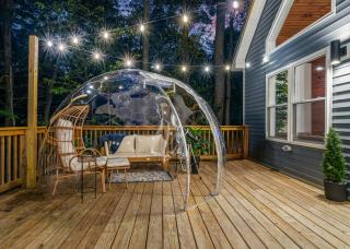 Chalet with Hot Tub, Game, Movie Room, Lake and Pool Access - 2