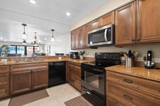 Sandcastles - Direct Oceanfront Apartments with Pool Tennis Pets Welcome - 6
