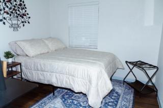 Casa Del Sol Guesthouse Family & Pet Friendly - 6
