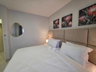 Galani Homes Comfort 2-Bed Suite - 7
