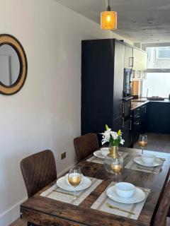 Wakefield House Apartments - 3