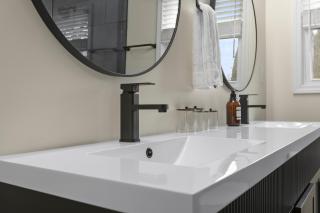 The Luxe/Secluded/Hot Tub/2 King Beds/Game Room - 5