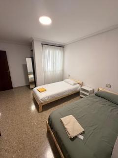 Spacious apartment for 7 people with 2 bathrooms - 2